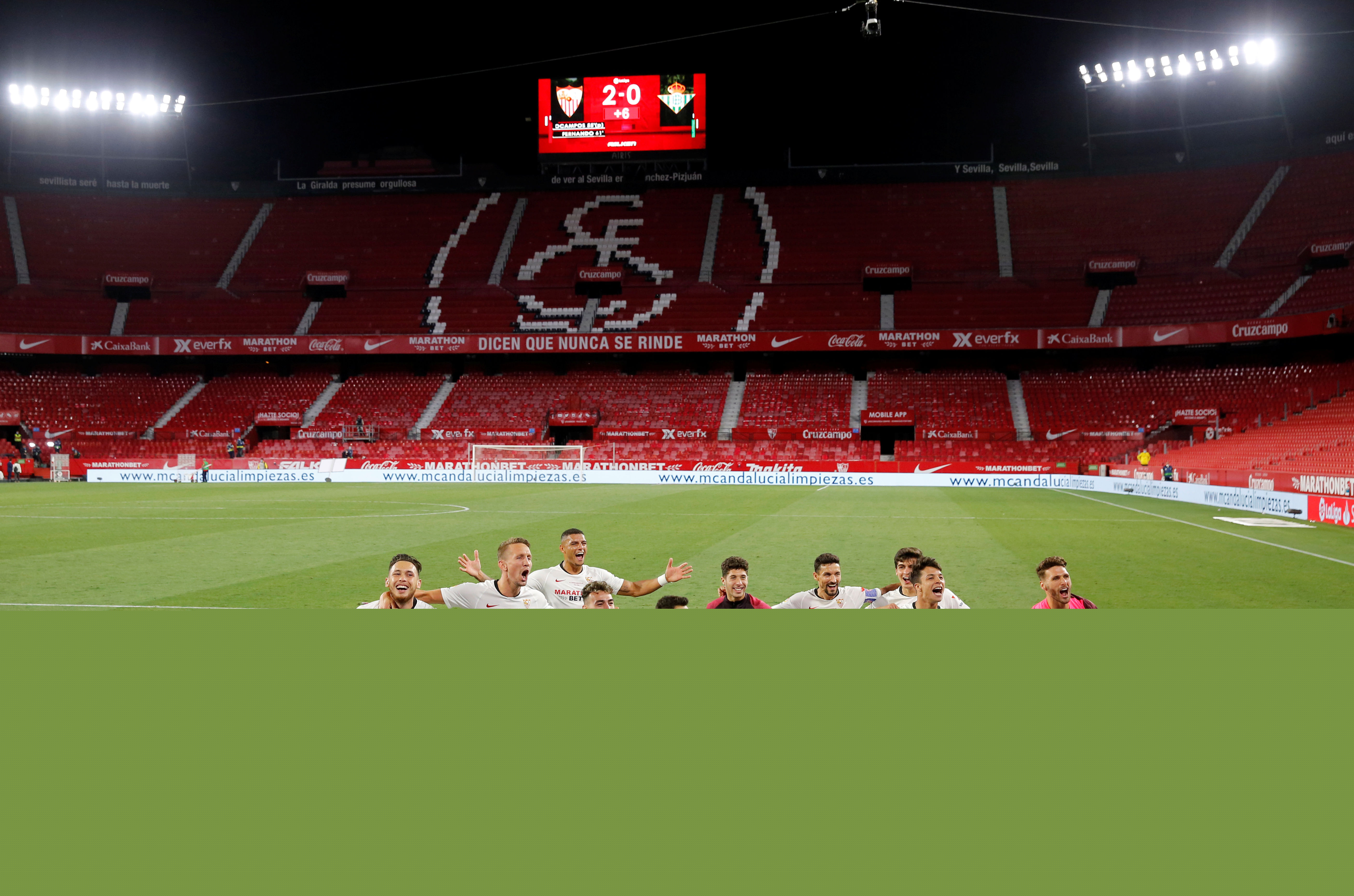 930317488_1216069359.jpg 930317488_1216069359.jpg