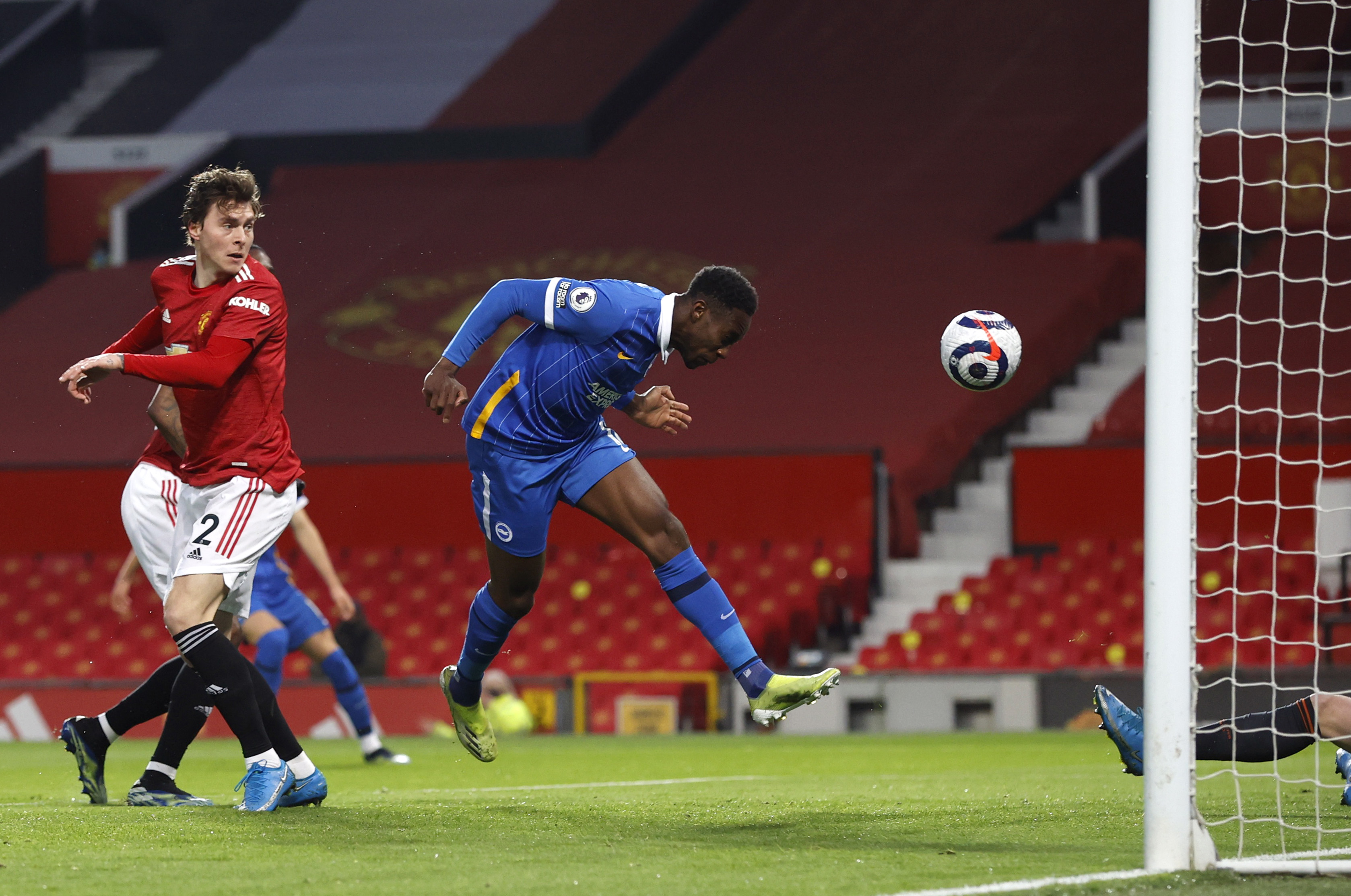 1118817349_1216069359.jpg 1118817349_1216069359.jpg